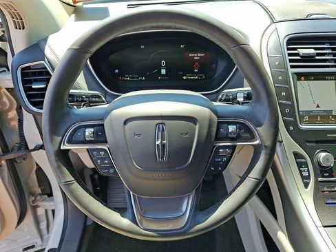Used 2019 Lincoln Nautilus Reserve w/ Ultimate Package AWD/4WD image 19