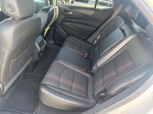 Used 2022 Chevrolet Equinox RS w/ LPO, Floor Liner Package image 21