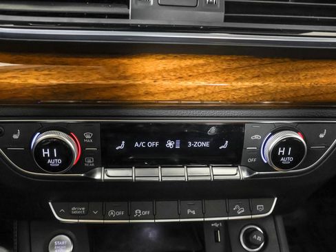 Used 2023 Audi Q5 2.0T Premium Plus w/ Premium Plus Package AWD/4WD image 33