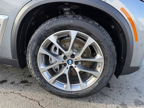 New 2026 BMW X5 xDrive50e w/ Climate Comfort Package image 16