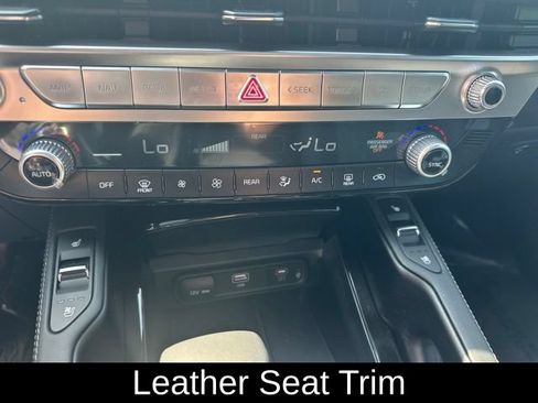 Used 2025 Kia Telluride EX X-Line AWD/4WD image 27