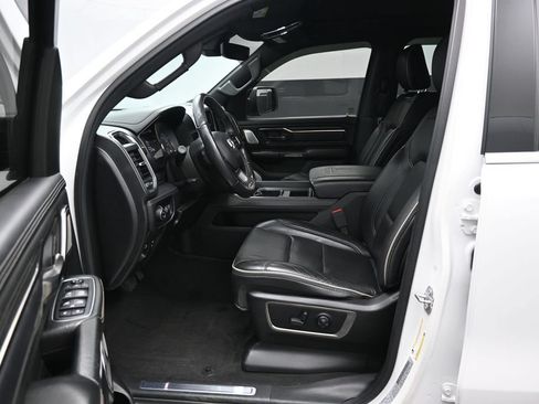 Used 2019 RAM 1500 Limited AWD/4WD image 9
