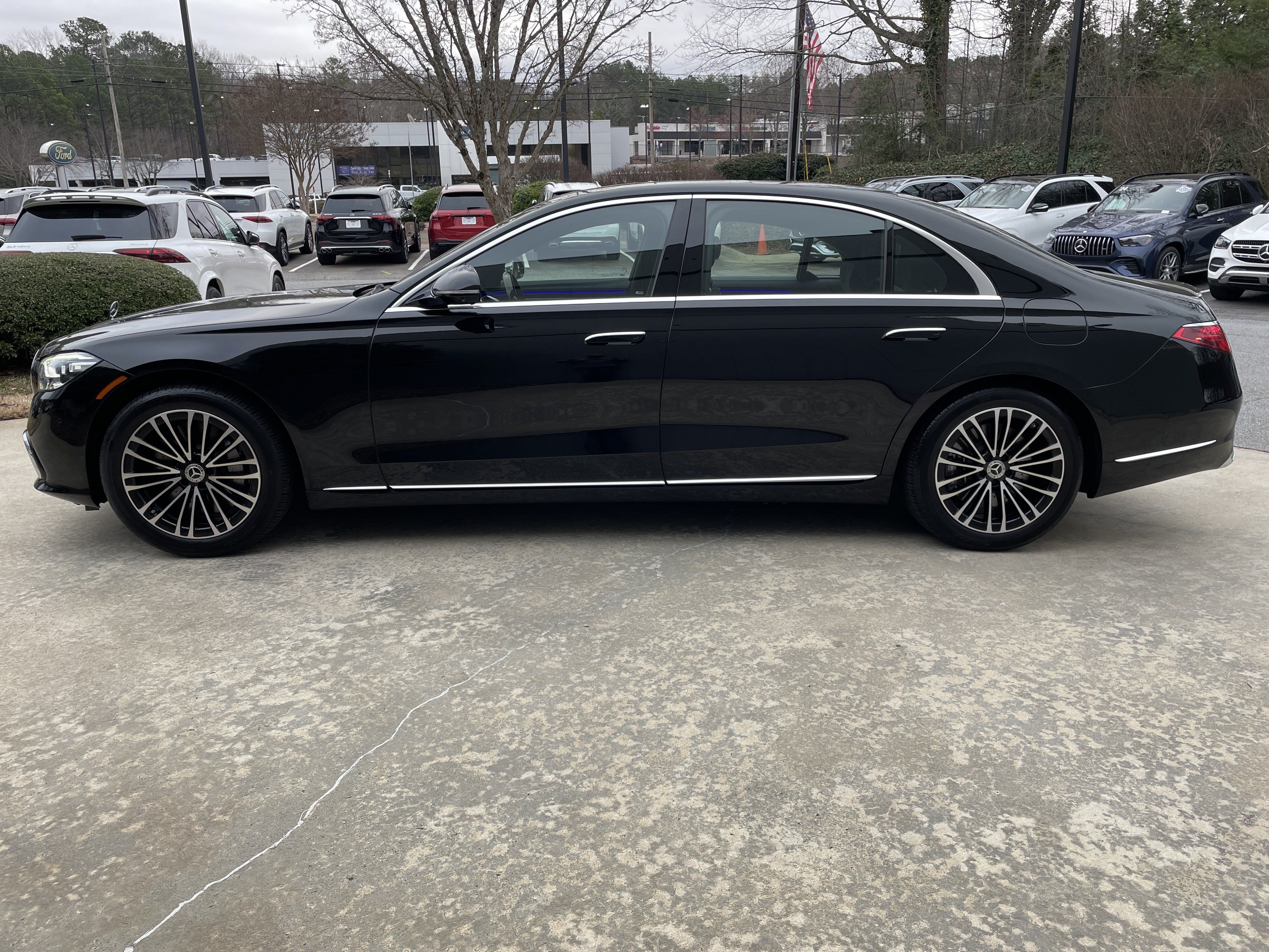 Used 2024 Mercedes-Benz S 580e 4MATIC Sedan image 13