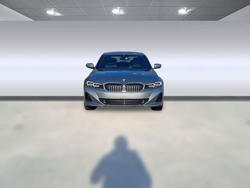 Certified 2023 BMW 330i Sedan w/ Convenience Package image 6