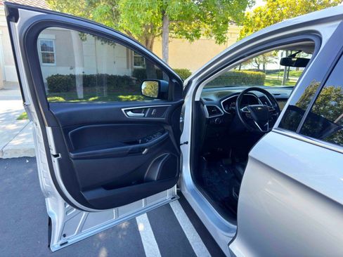 Used 2015 Ford Edge SEL w/ Equipment Group 201A image 14