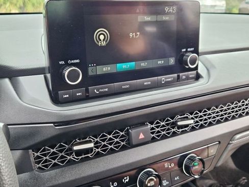 Used 2025 Honda Accord SE image 18
