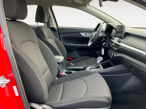 Used 2024 Kia Forte LXS image 17