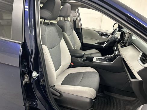 Used 2022 Toyota RAV4 XLE w/ Convenience Package AWD/4WD image 23