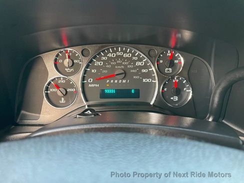 Used 2020 Chevrolet Express 3500 w/ Driver Convenience Package image 14