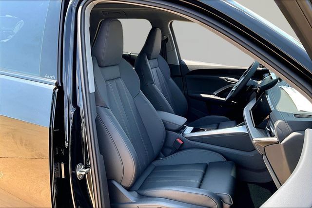 New 2026 Audi Q5 Premium Plus AWD/4WD image 7
