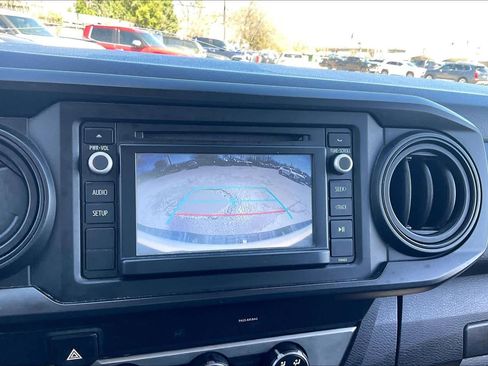 Used 2019 Toyota Tacoma SR image 25