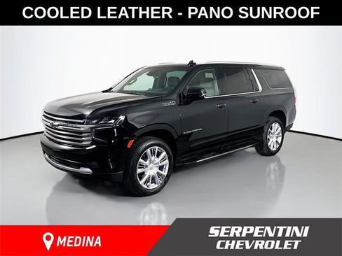 Used 2024 Chevrolet Suburban High Country image 1