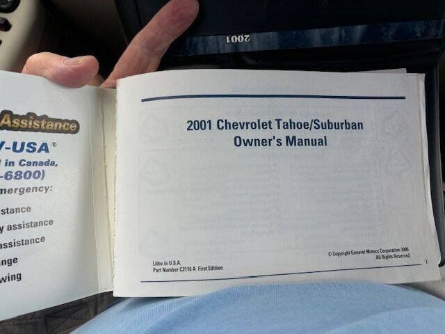 Used 2001 Chevrolet Tahoe LS w/ LS Preferred Equipment Group AWD/4WD image 15