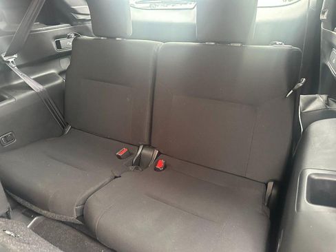 Used 2024 Mitsubishi Outlander ES AWD/4WD image 11