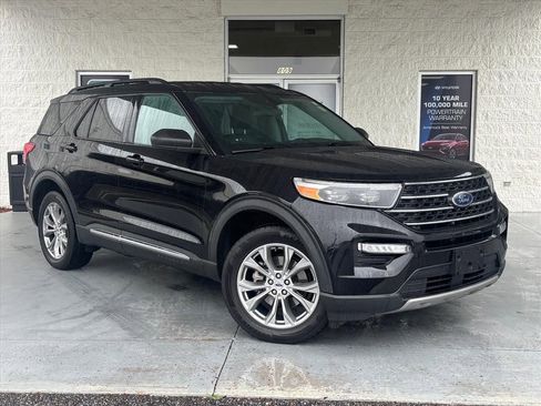 Used 2022 Ford Explorer XLT w/ Equipment Group 202A AWD/4WD image 1