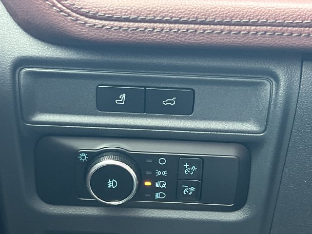 Used 2024 Ford Expedition Limited RWD image 26
