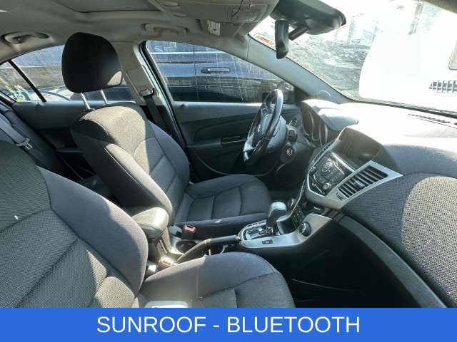 Used 2014 Chevrolet Cruze LT w/ All-Star Edition FWD image 2