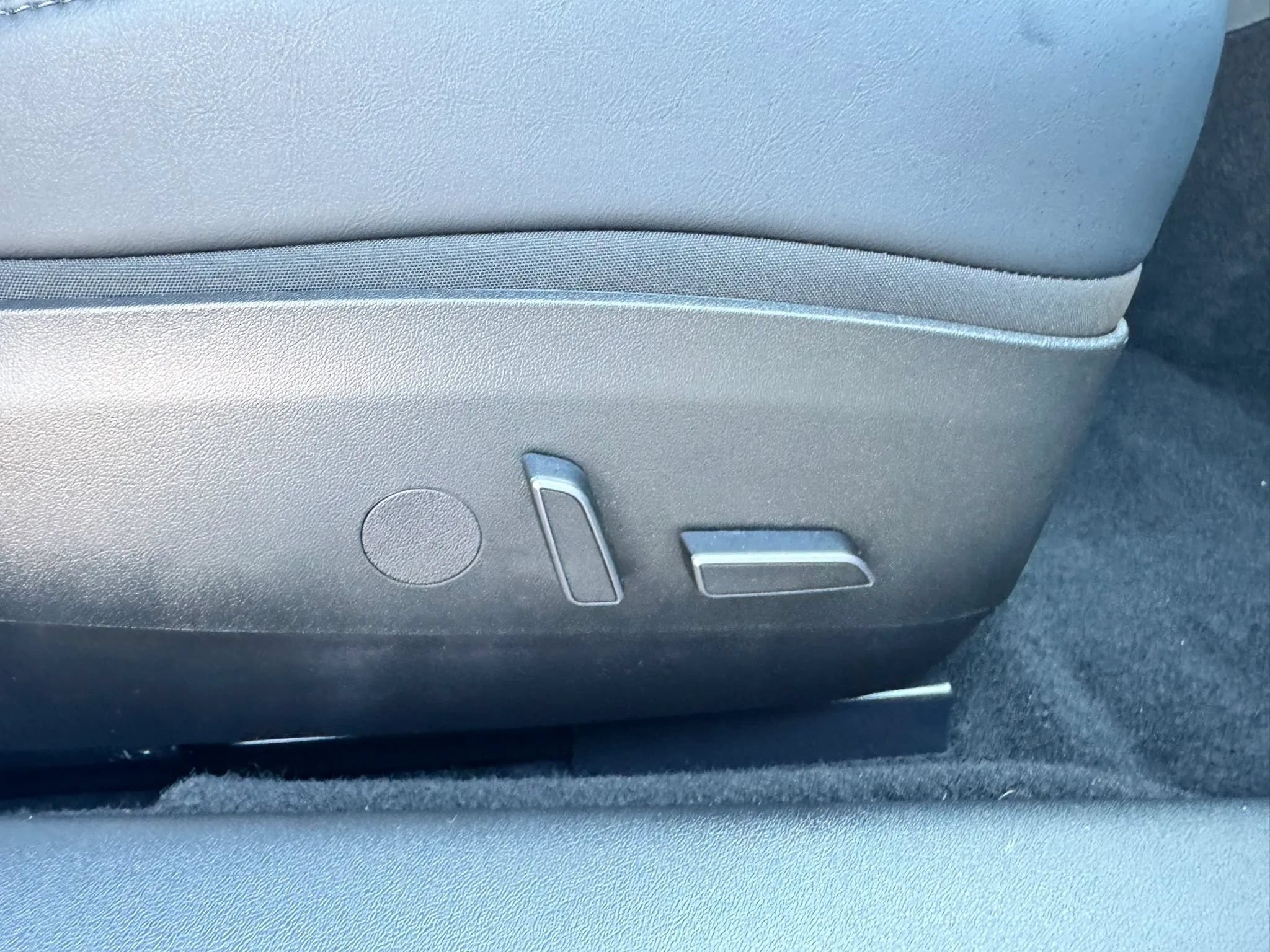Used 2023 Tesla Model 3 Standard Range RWD image 13