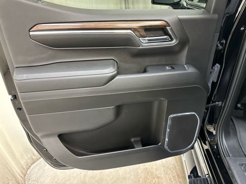 Used 2024 Chevrolet Silverado 1500 RST image 24