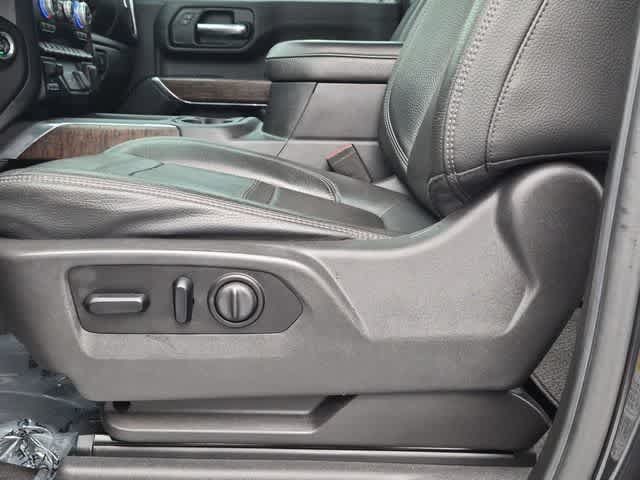 Used 2020 GMC Sierra 3500 Denali w/ Technology Package AWD/4WD image 18