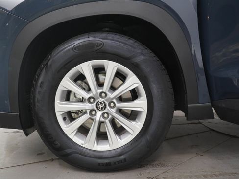 Used 2025 Toyota Grand Highlander AWD Hybrid image 31