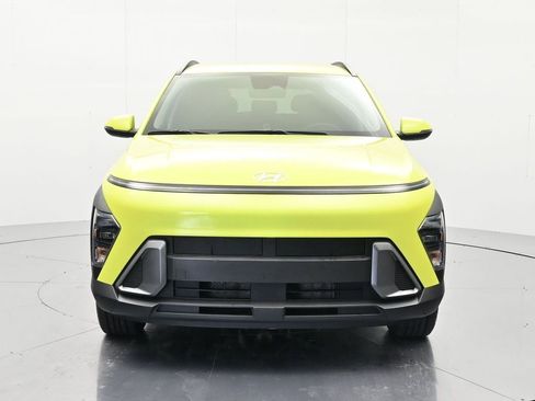 Used 2024 Hyundai Kona SEL FWD image 2