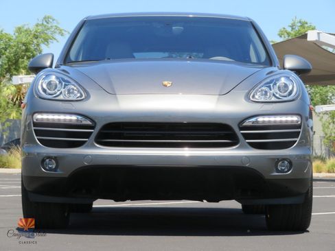 Used 2013 Porsche Cayenne AWD/4WD image 30