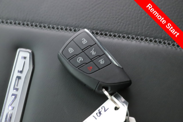 Used 2026 GMC Yukon Denali w/ Sun & Power Step Package AWD/4WD image 3