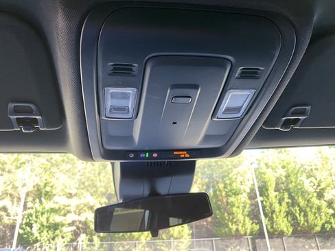 Used 2023 Chevrolet Tahoe LS RWD image 32
