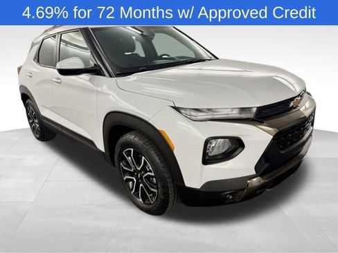 Certified 2023 Chevrolet TrailBlazer ACTIV w/ Sun and Liftgate Package image 1