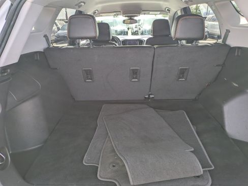 Used 2024 GMC Terrain AT4 w/ Tech Package AWD/4WD image 10
