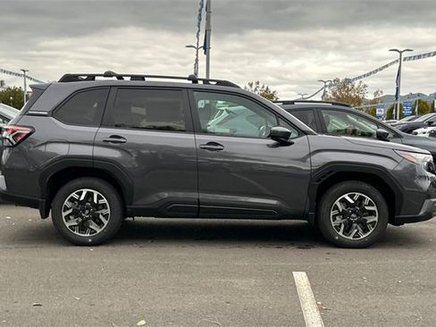 New 2026 Subaru Forester Premium image 3