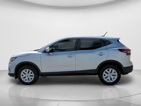 Used 2020 Nissan Rogue Sport S image 7