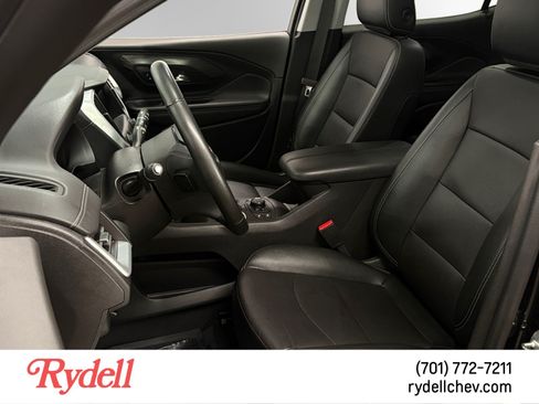 Used 2024 GMC Terrain SLT w/ Tech Package AWD/4WD image 10