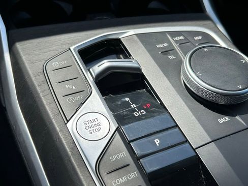 Used 2024 BMW 330i Sedan RWD image 22
