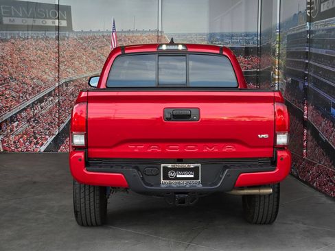 Certified 2016 Toyota Tacoma TRD Sport RWD image 6