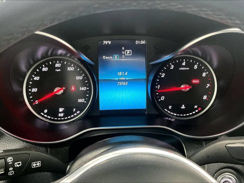 Used 2021 Mercedes-Benz GLC 300 image 21
