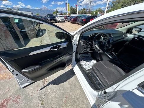 Used 2016 Nissan Sentra S FWD image 11