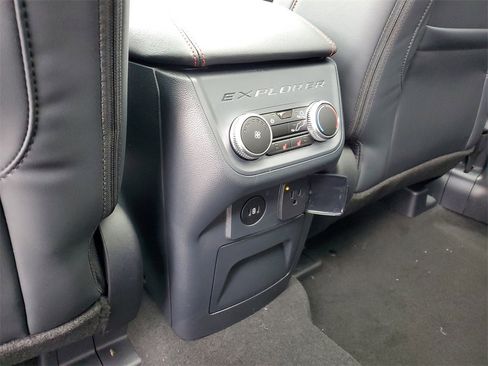 New 2026 Ford Explorer ST image 32