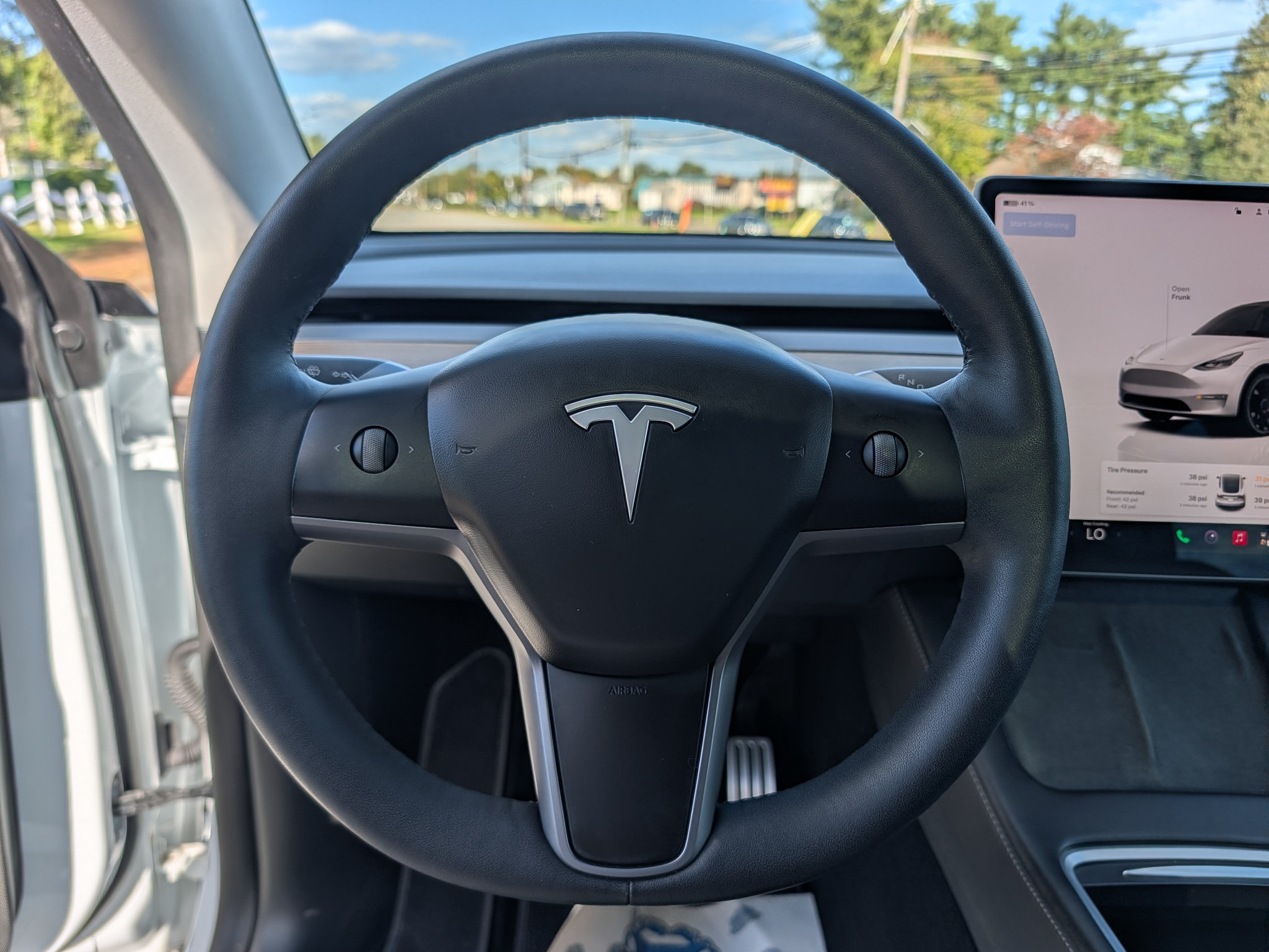 Used 2023 Tesla Model Y Performance AWD/4WD image 22