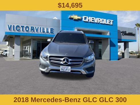 Used 2018 Mercedes-Benz GLC 300 4MATIC image 2