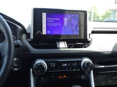 Used 2025 Toyota RAV4 XLE w/ Convenience Package FWD image 28