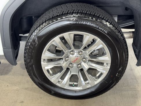 Used 2024 GMC Sierra 1500 Denali RWD image 34