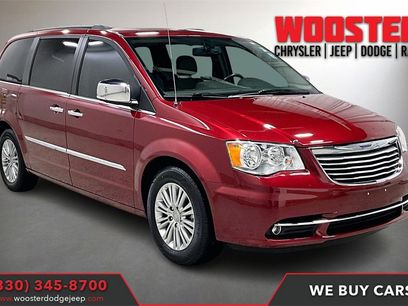 Used 2016 Chrysler Town & Country Touring-L