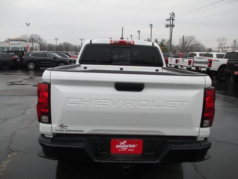 Used 2023 Chevrolet Colorado W/T image 7