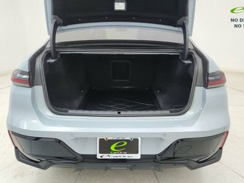 Used 2024 BMW 740i xDrive w/ Premium Package image 14