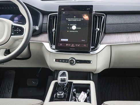 New 2026 Volvo XC90 T8 Ultra w/ Protection Package Premier image 23