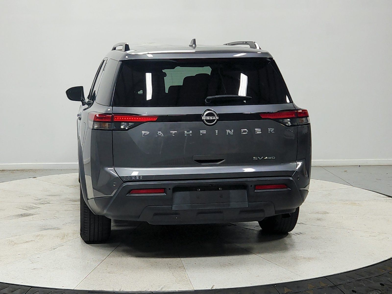 Used 2022 Nissan Pathfinder SV AWD/4WD image 7