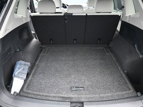 Used 2022 Volkswagen Tiguan S image 14