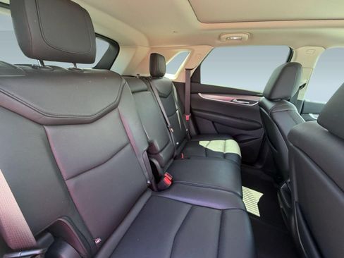 Used 2019 Cadillac XT5 Luxury FWD image 29